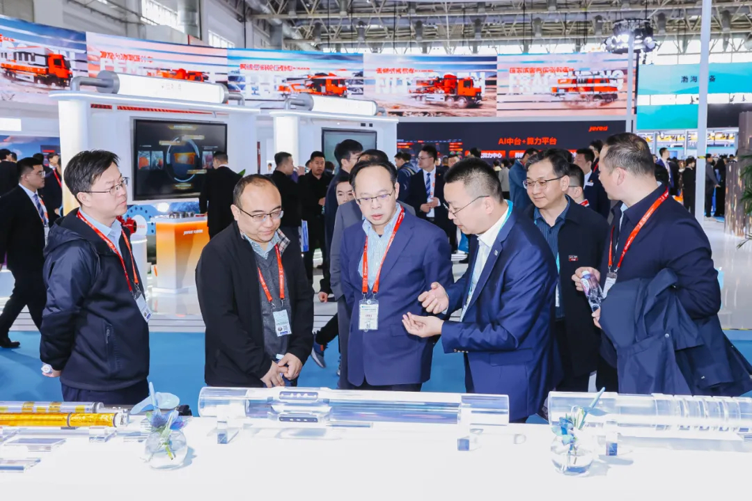 Расширение возможностей ИИ для зеленого будущего | Компания “Шенкай” продемонстрировала свои успехи на нефтяной выставке CIPPE в Пекине(图12)